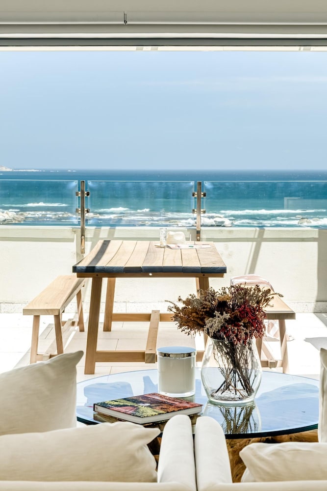 Clifton 2bed Penthouse Sea Views Dunmore Horizons