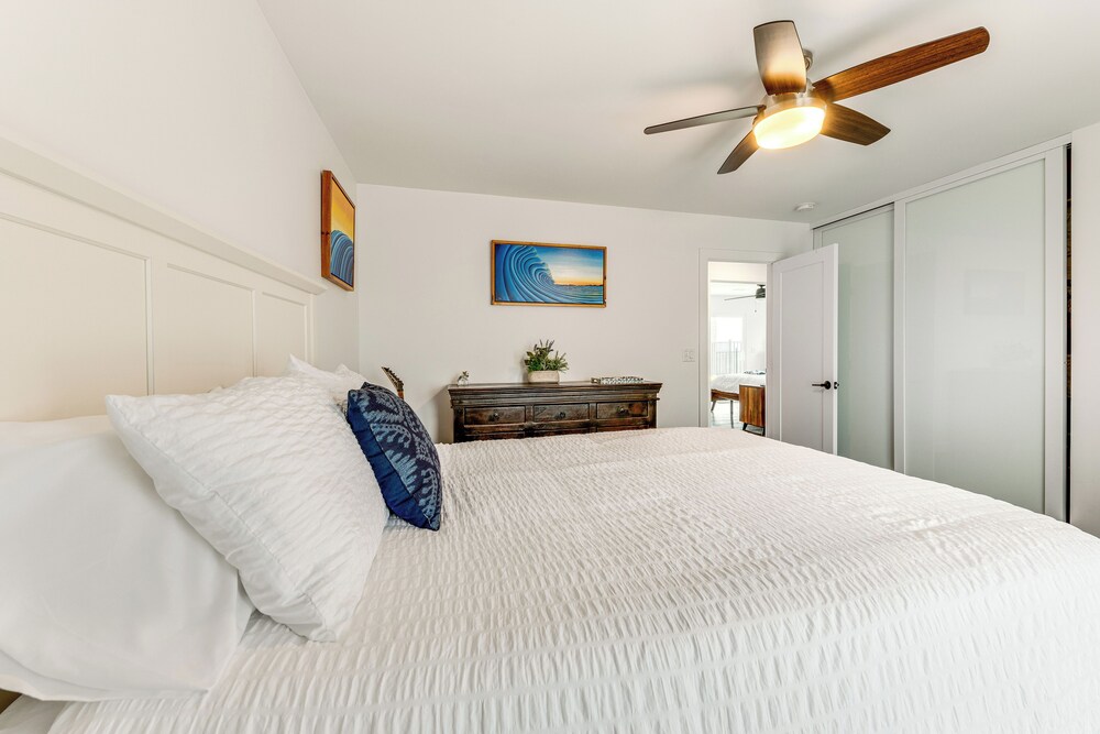 2 Mi to Lake Poway: Mtn-view Escape w/ Patio!