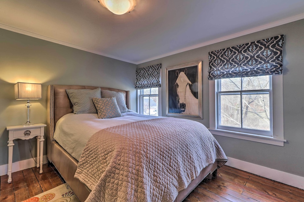 Cozy Litchfield House w/ Fenced-in Yard & Fire Pit view 3