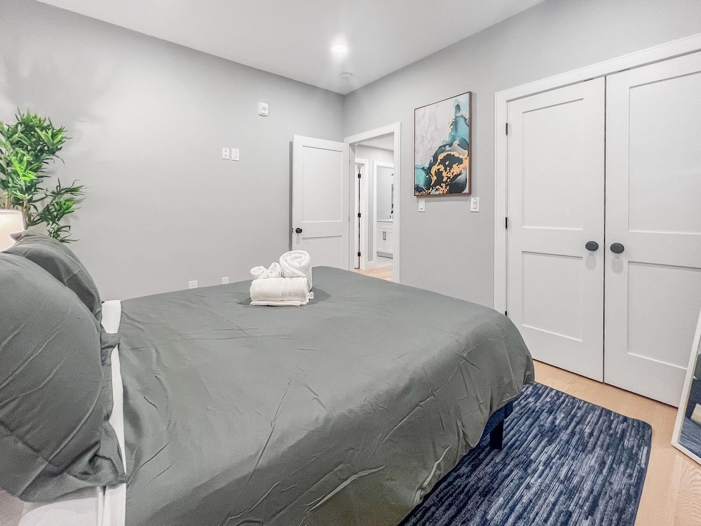 Boston Vacations - Luxury 2BD 2BA Near Logan Airport and T Station - Property Image 41