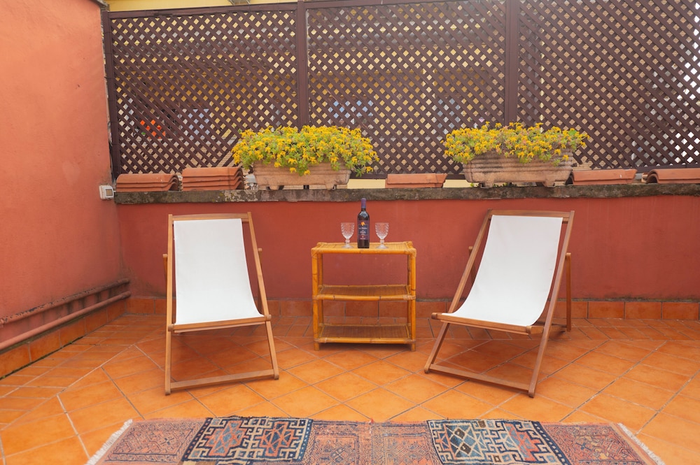 Romantic Terraced Escape in Prati — Rome photo 2