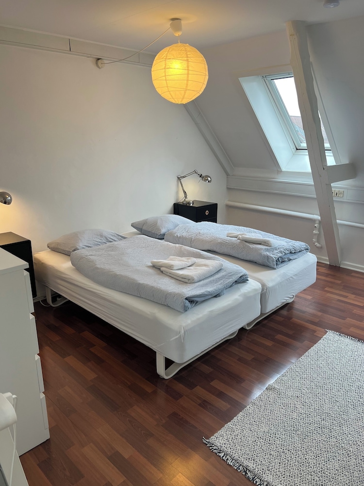 Classic Brownstone Apartments and Rooms