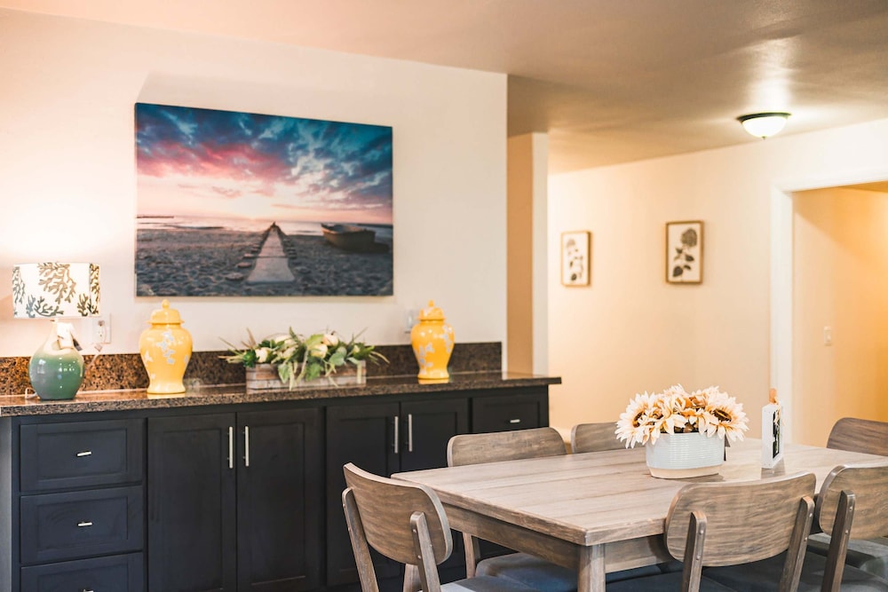 Comfortable Pasadena Retreat With Good Location