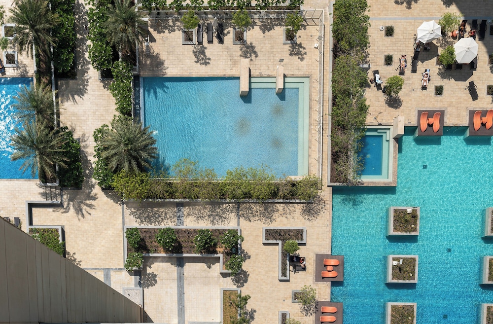 Whitesage - Cityscape Haven with Balcony Bliss in Habtoor City
