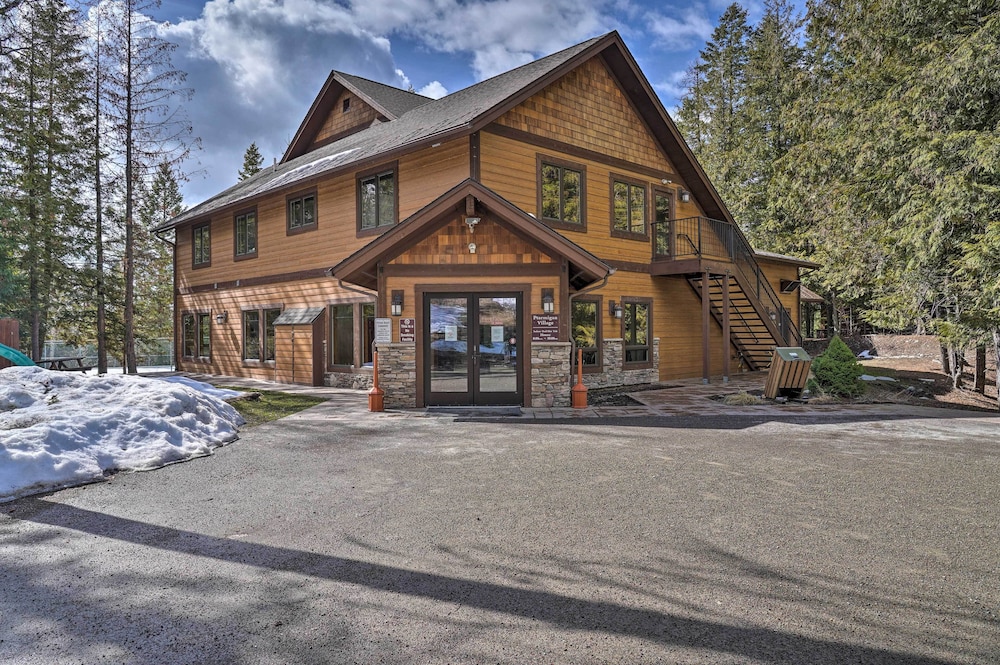 Hotel Cozy Resort Condo ~ 2 Mi to Whitefish Mtn Resort! - Image 1