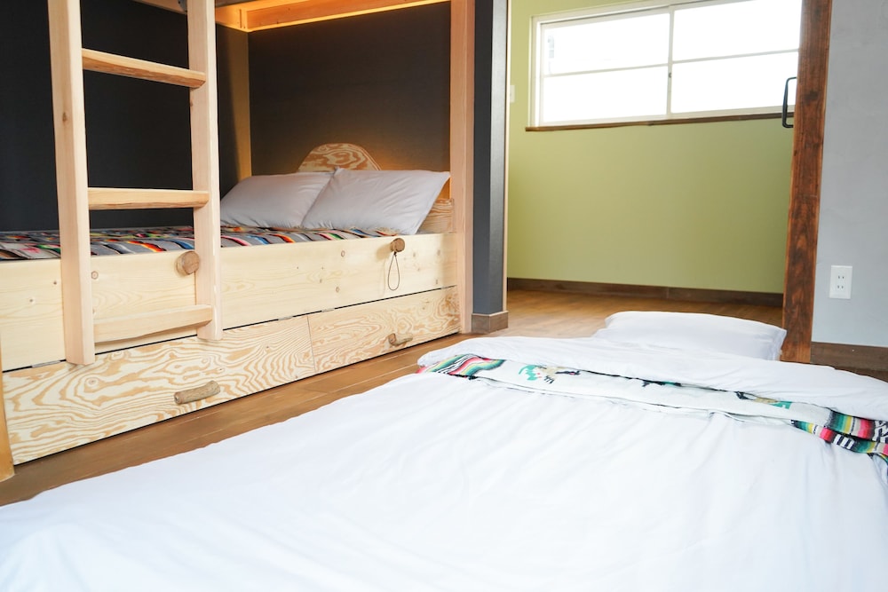 Traditional Apartment - Hostel
