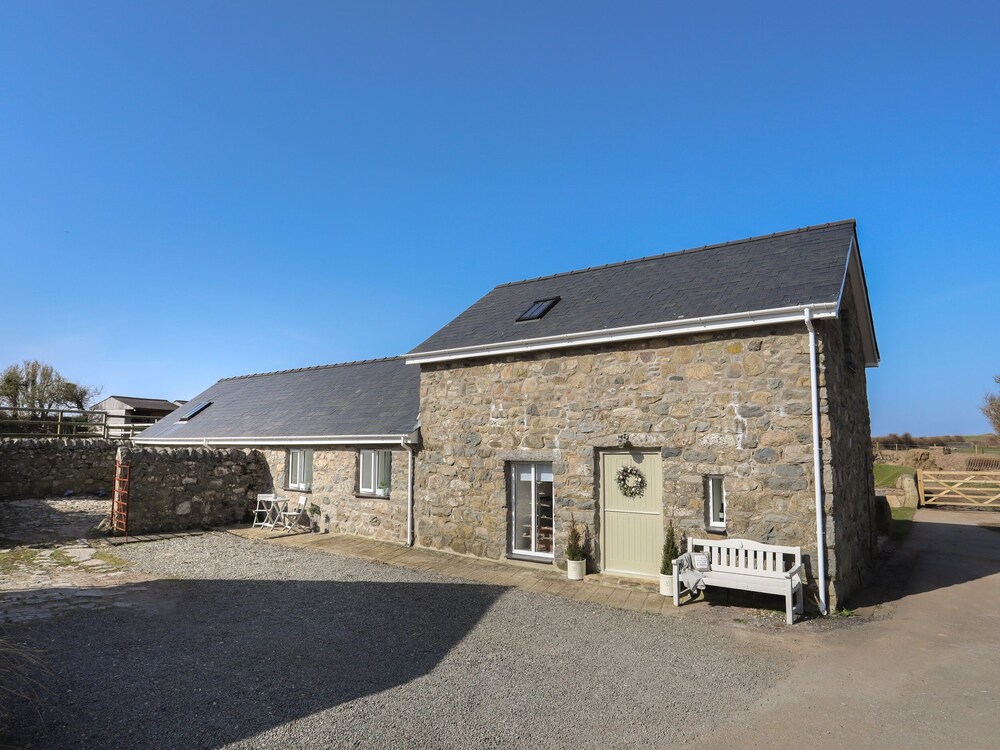 Bwthyn Gwenyn Yr Haf