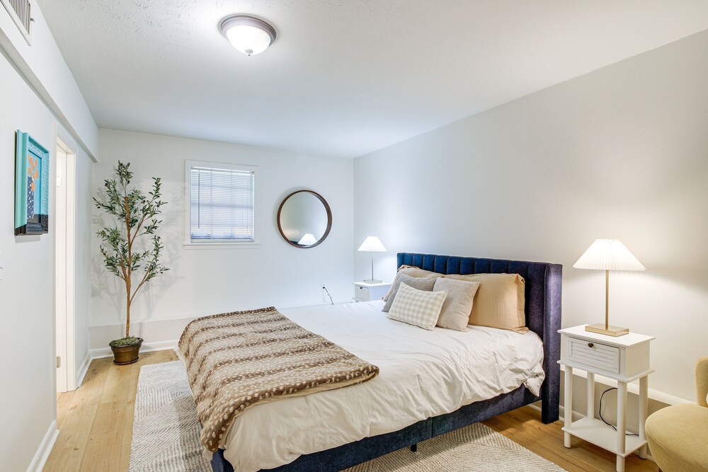 Oxford Getaway: Walk to Oxford Square! - Property Image 28
