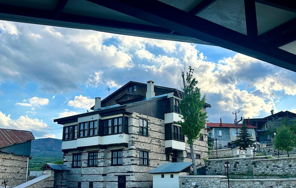 Kaşkaloğlu Hotel