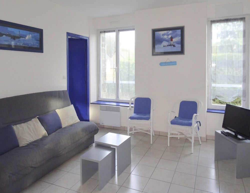 Semi-detached Houses, Etables-sur-mer view 5