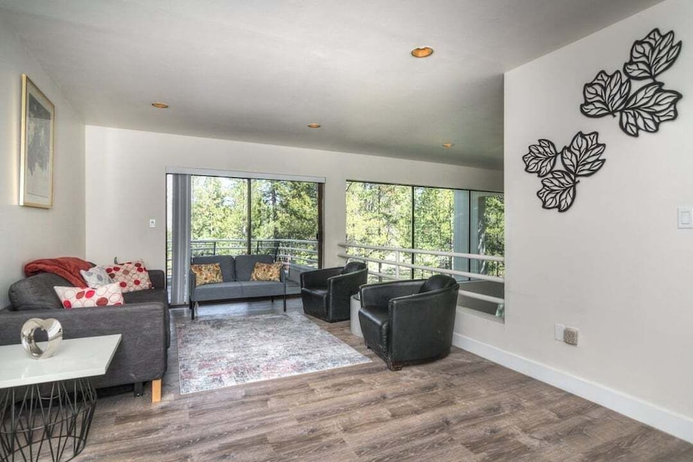 Irish Mountain 4 3 Bedroom Home