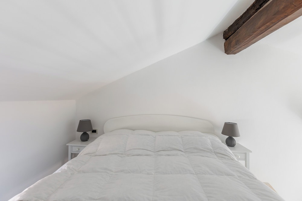 Cozy Mezzanine Apartment