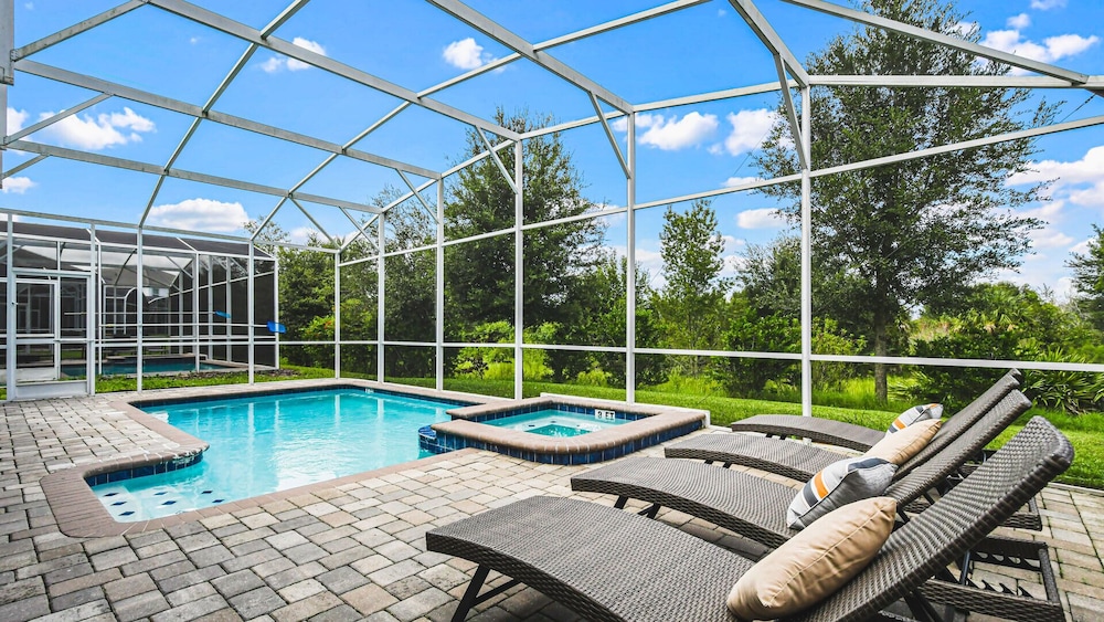 Greenview 8BR Home Private Theater Pool/spa/games