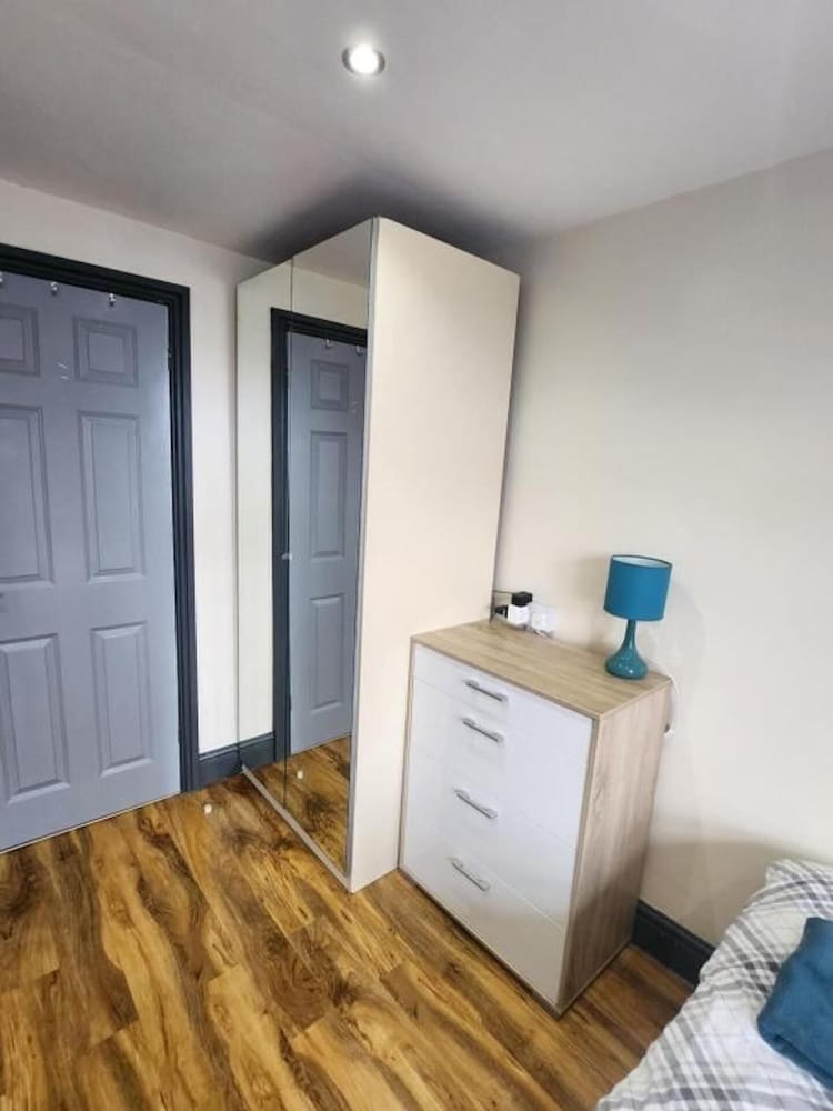 133 A Park Road Stretford