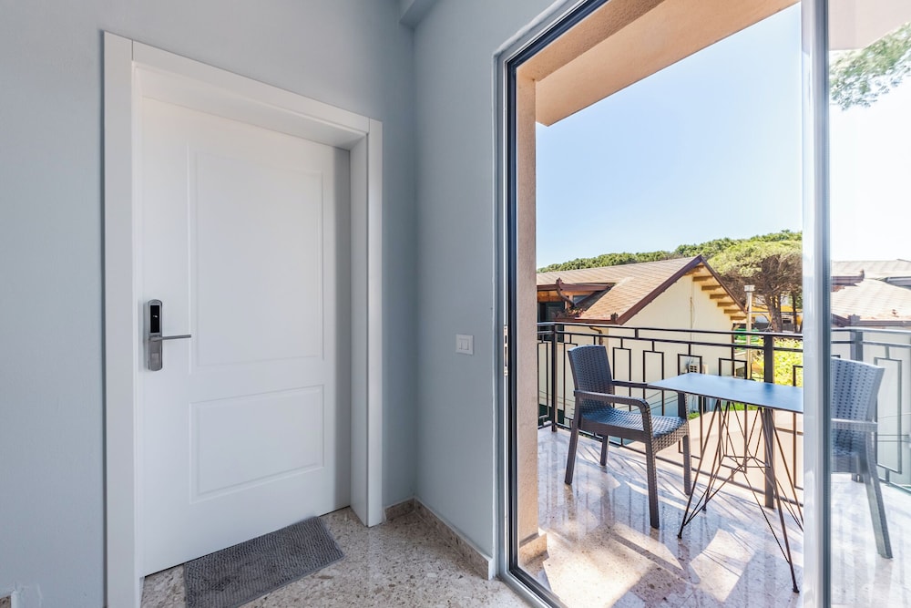 Brand New Apartment Villa 2