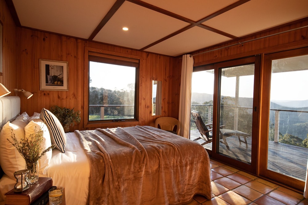 Turon Gates - Mountain Retreat