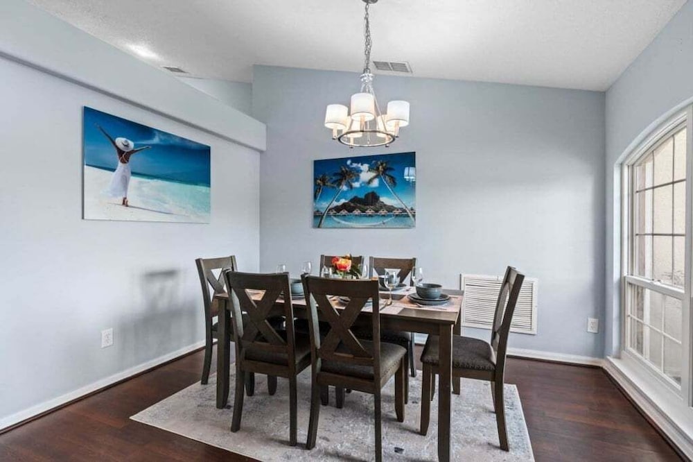 Legacy Park Villa: 5br, Pool, Spa & Near Disney 5 Bedroom Villa