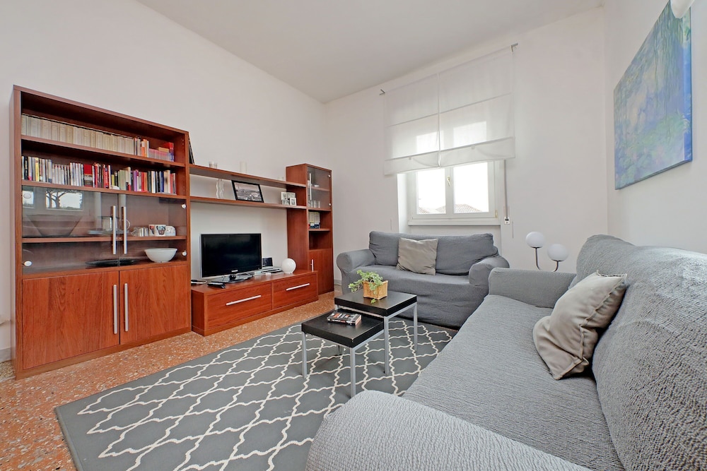 4bnb - Pigneto Apartment