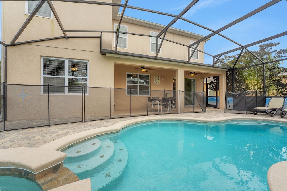 2245ca-providence Resort 6 Bedroom Home