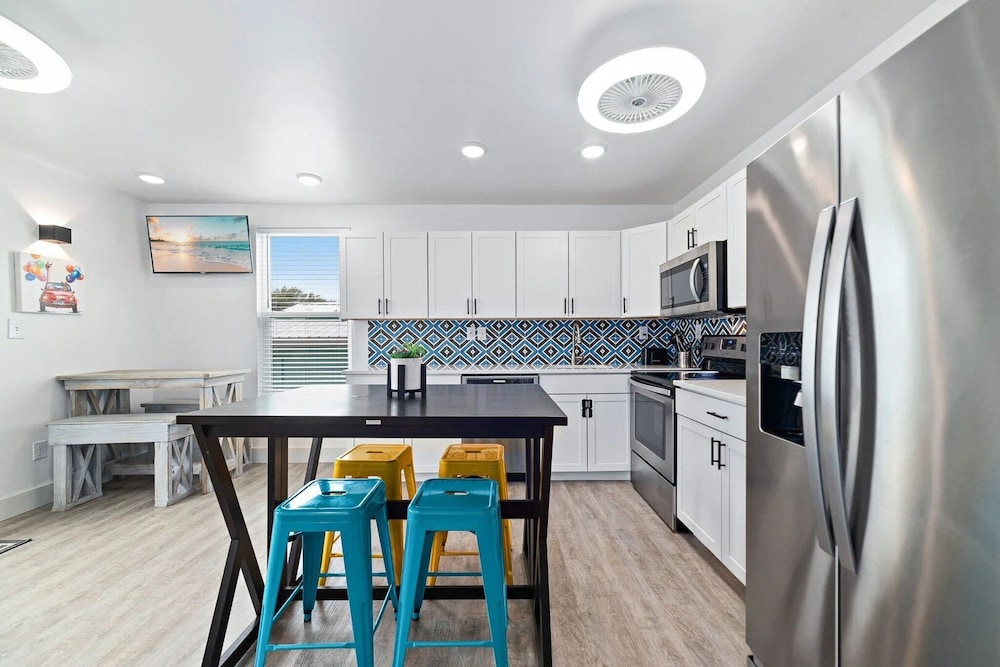 Pipedreams 333 W 4 Bedroom Home