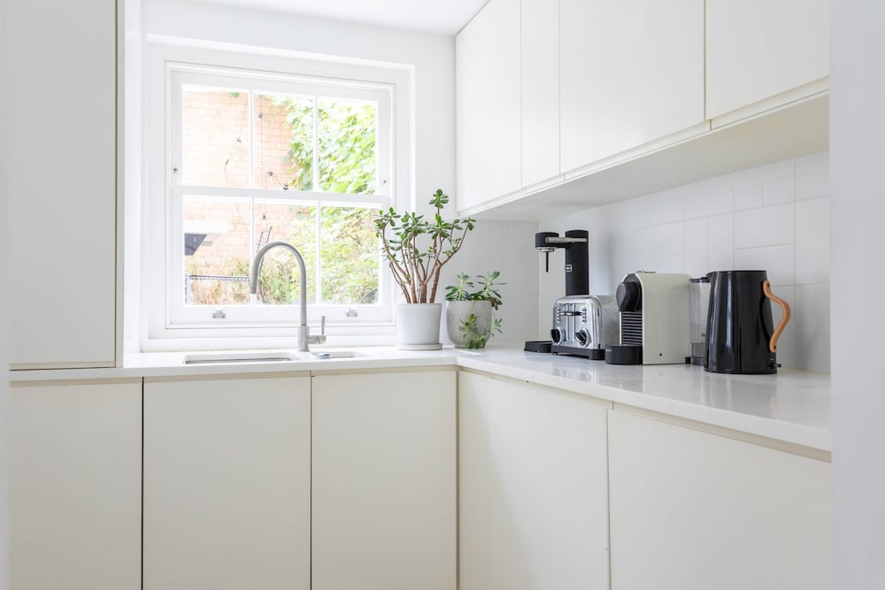 Gladstone Street by Onefinestay