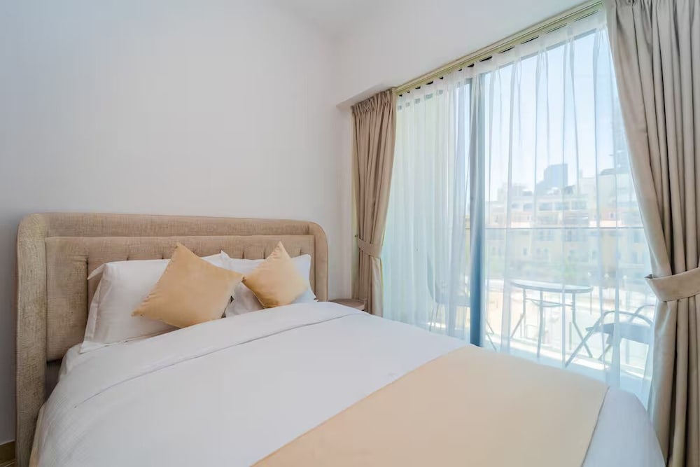 Elysee III by Pantheon Development