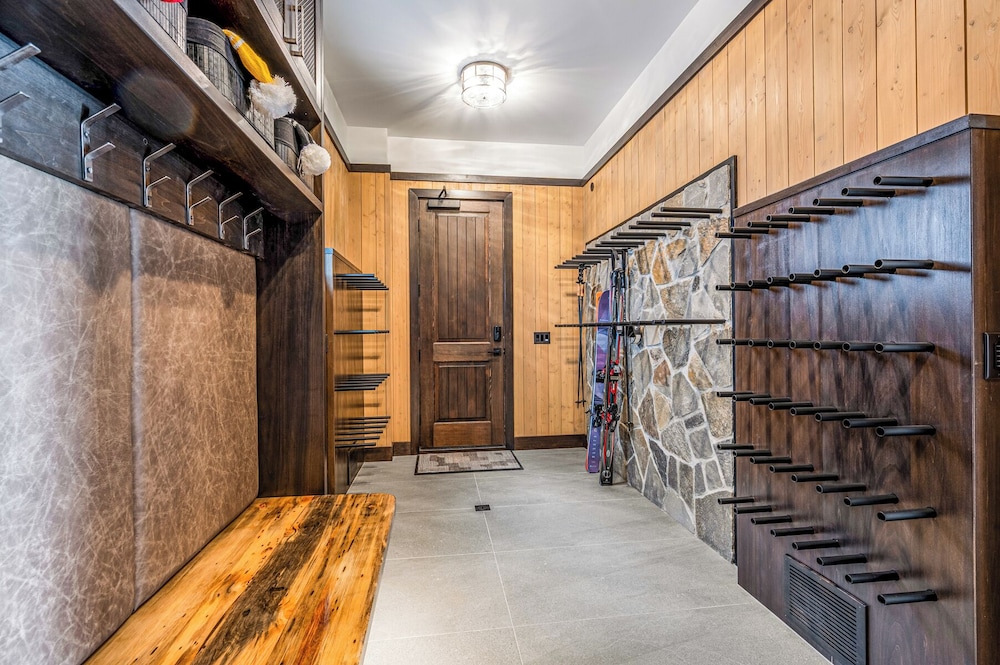 Opulence At Big White