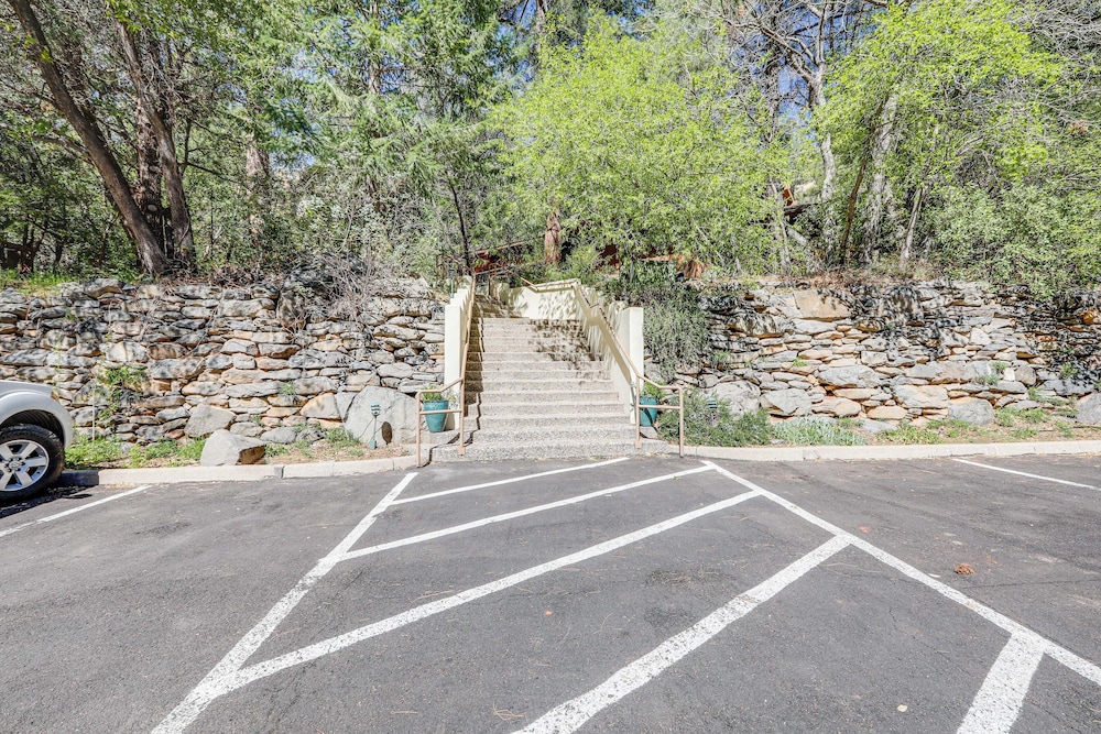 Junipine Resort Luxury Creek Home w/ Spa & Views! view 5