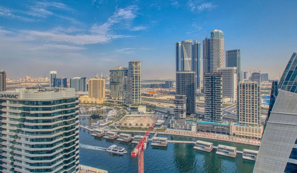 Waterfront 2BR w Canal View Near Burj Khalifa