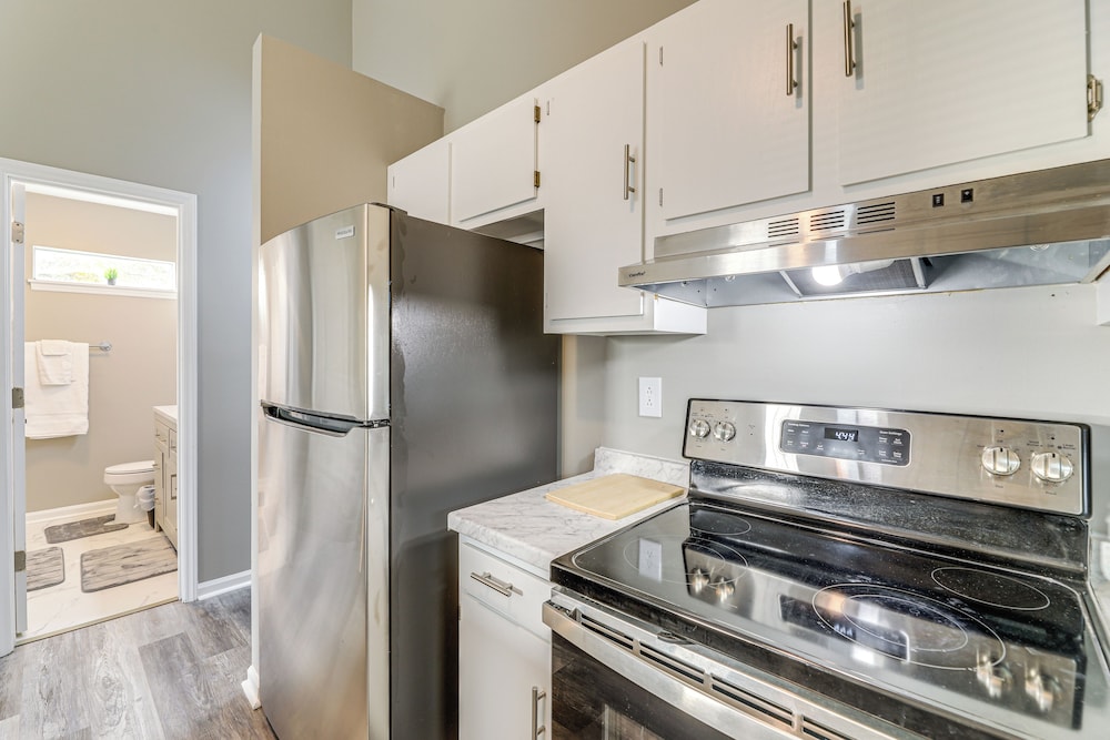 8 Mi to Neuse River: Cozy Gem in Havelock!