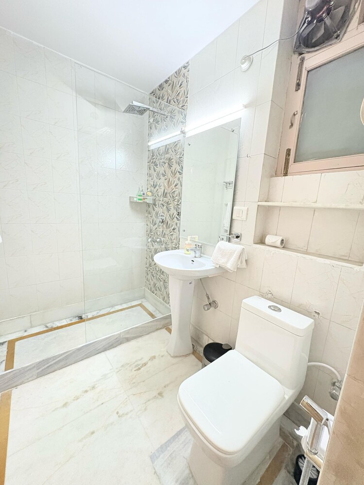 Luxury 2 Bedroom's Apartment