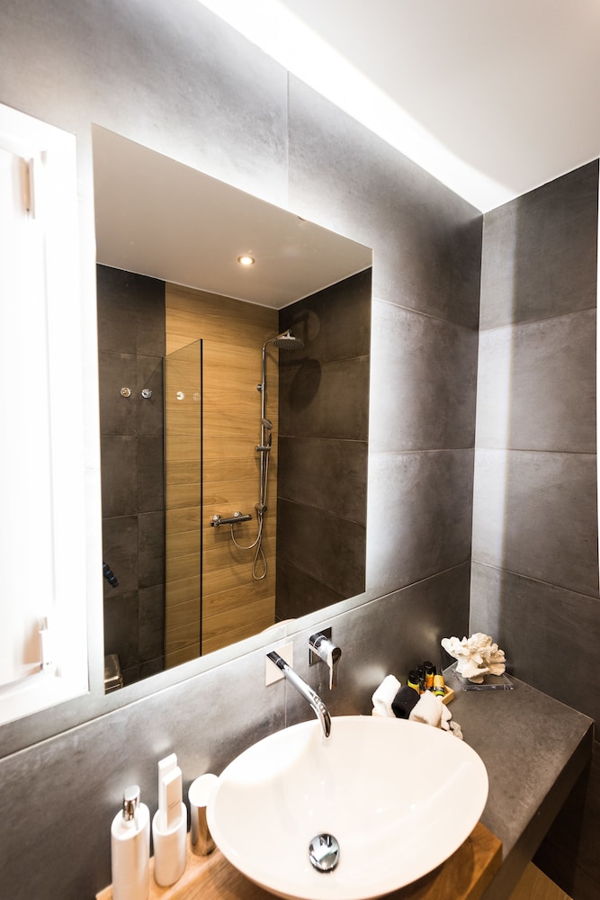 Acropolis View Deluxe Penthouse & Luxury Apartments
