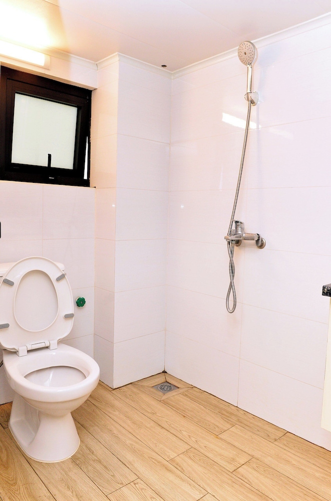 Era Apartment Nguyen Trai