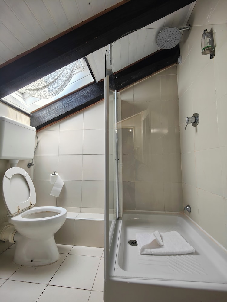 Mercanti Attic Version