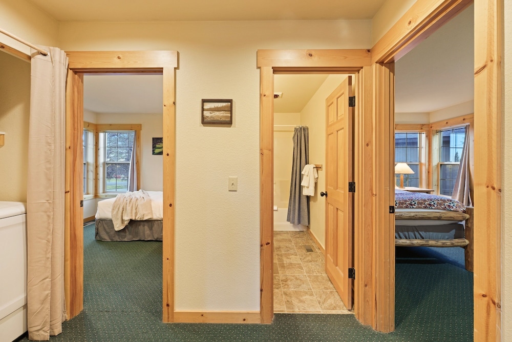 Red Wing Nest 3 Bedroom Home