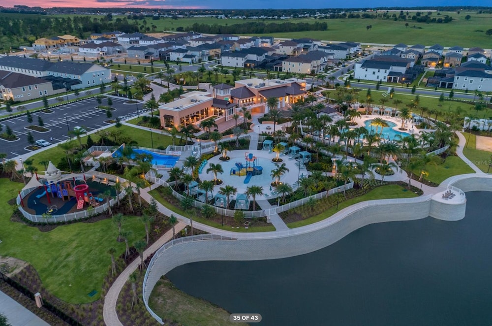 Magic Kingdom House- Brand Luxury Pool Home