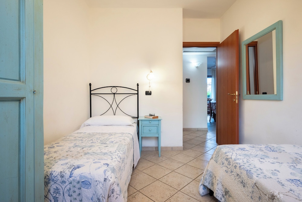 Follonica Apartments