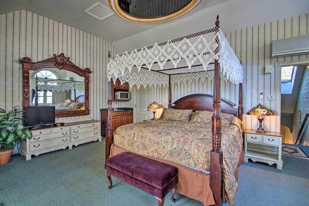 Nestlenook Victorian Condo ~6 Mi to Attitash! view 2