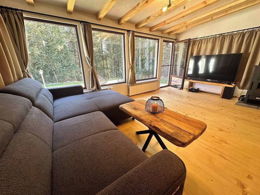 Villa Yarema Mountain Relax With Hot Jacuzzi & Sauna