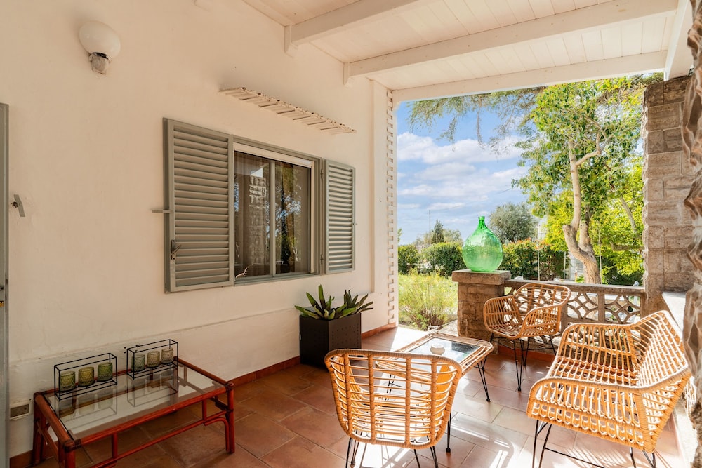 Villa Nuvole Bianche con Piscina by Wonderful Italy