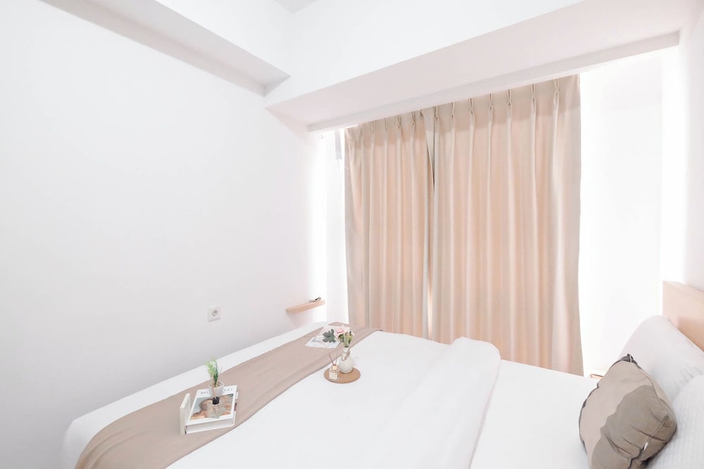 2Br (No Kitchen) Near Tokyo Hub At Tokyo Riverside Pik 2 Apartment