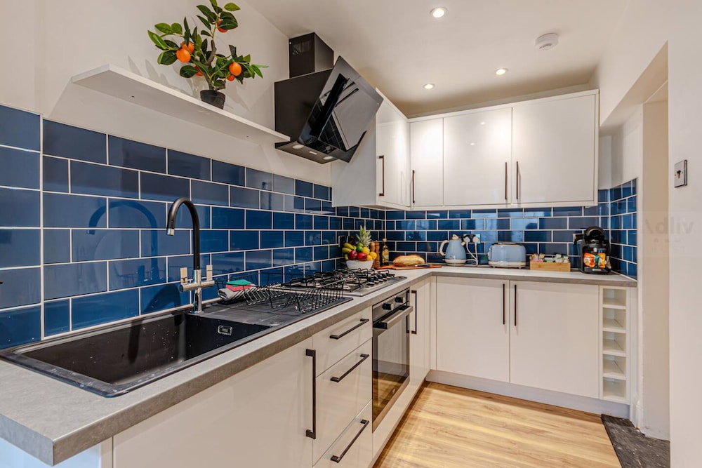 Cosy Margate Getaway Sleeps 5 By Adliv