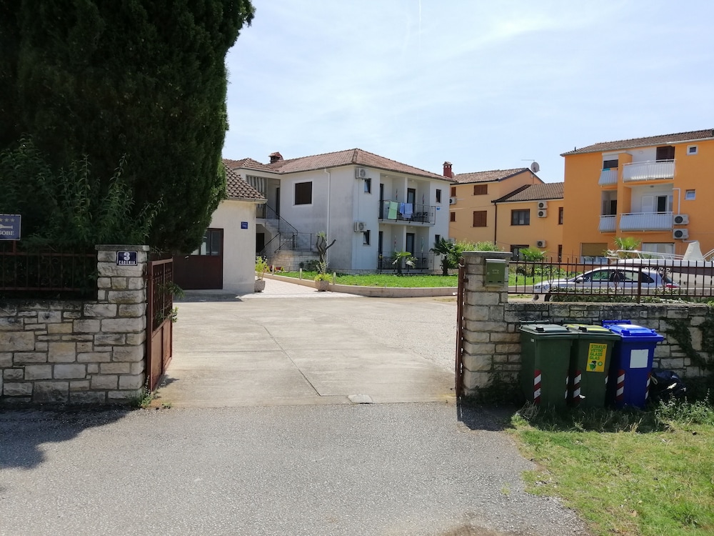 Photo 38