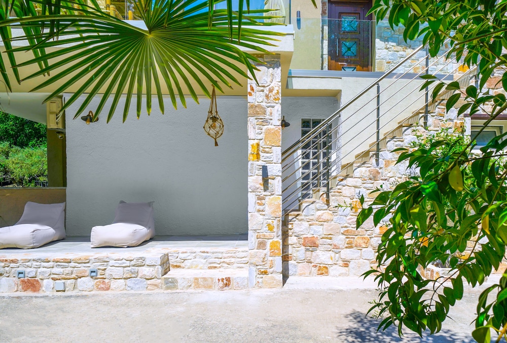 Natura Bungalows