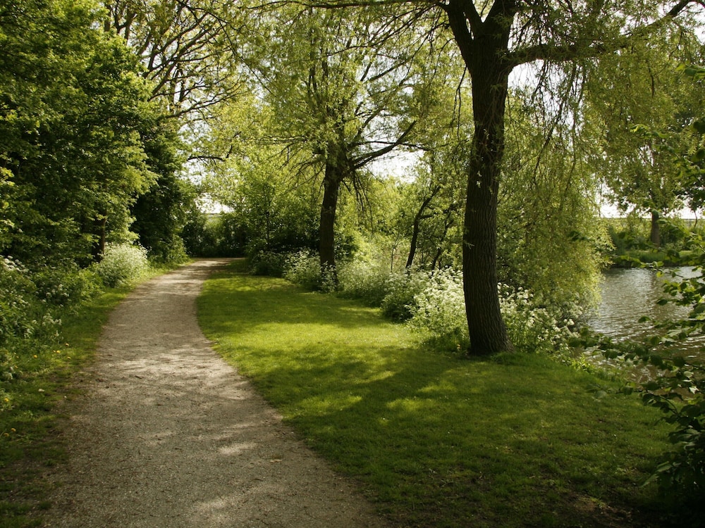 Photo 24