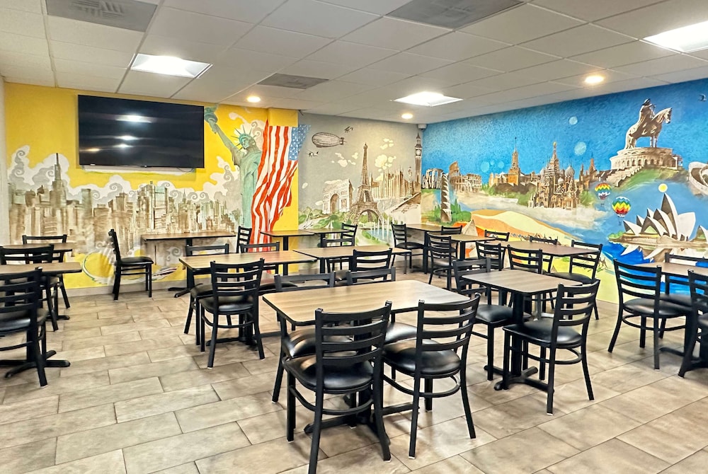 Days Inn by Wyndham WestEnd Alexandria,VA Washington DC Area - Property Image 11