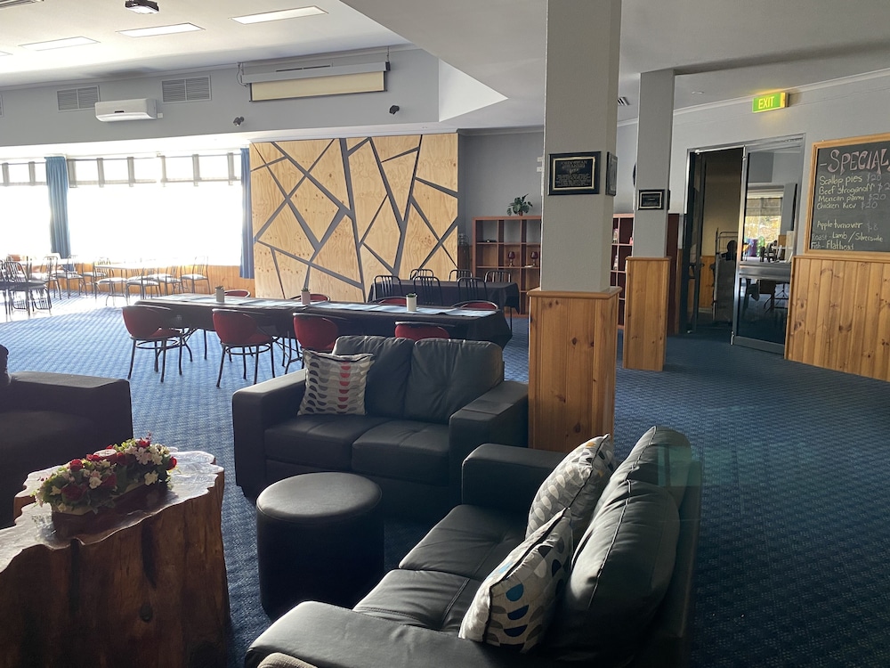 The Menai Hotel Motel