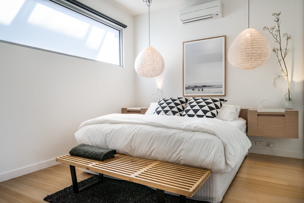 Aquabelle Six - the Perfect Rye Couples Retreat