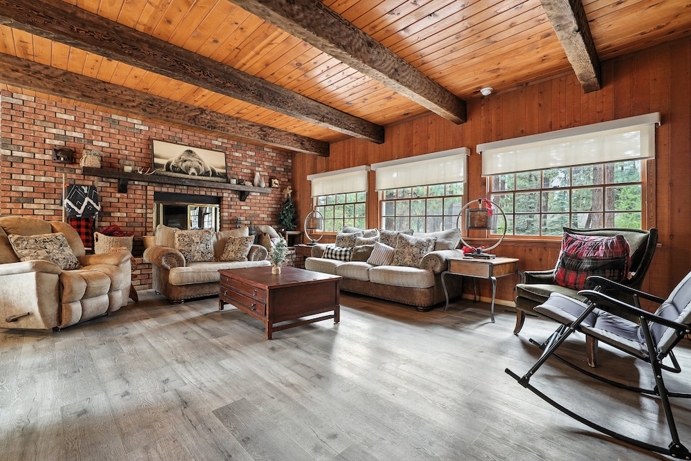 Big Bear Lake Cabin With Game Room 3 Bedroom Cabin