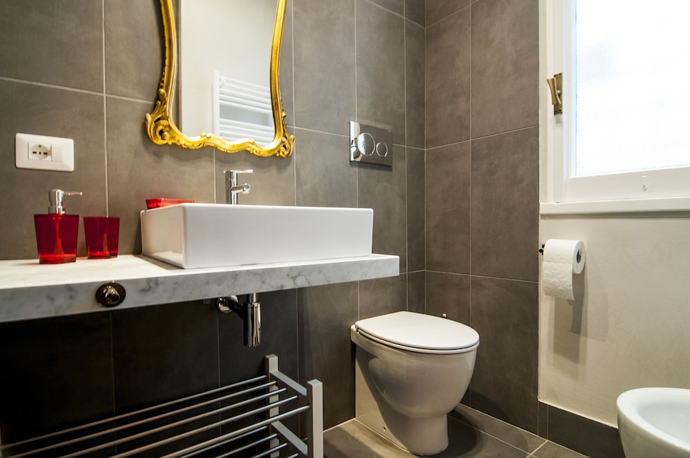 San Pietro Bright Apartment